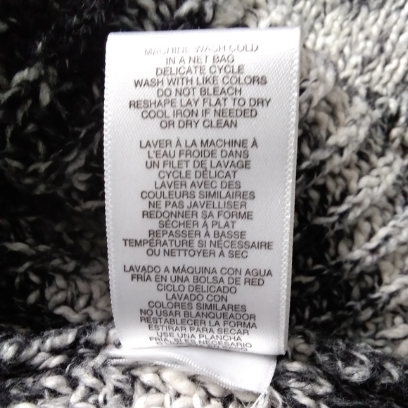 MICHAEL Michael Kors Ombre Crew Neck - Picture 8 of 10